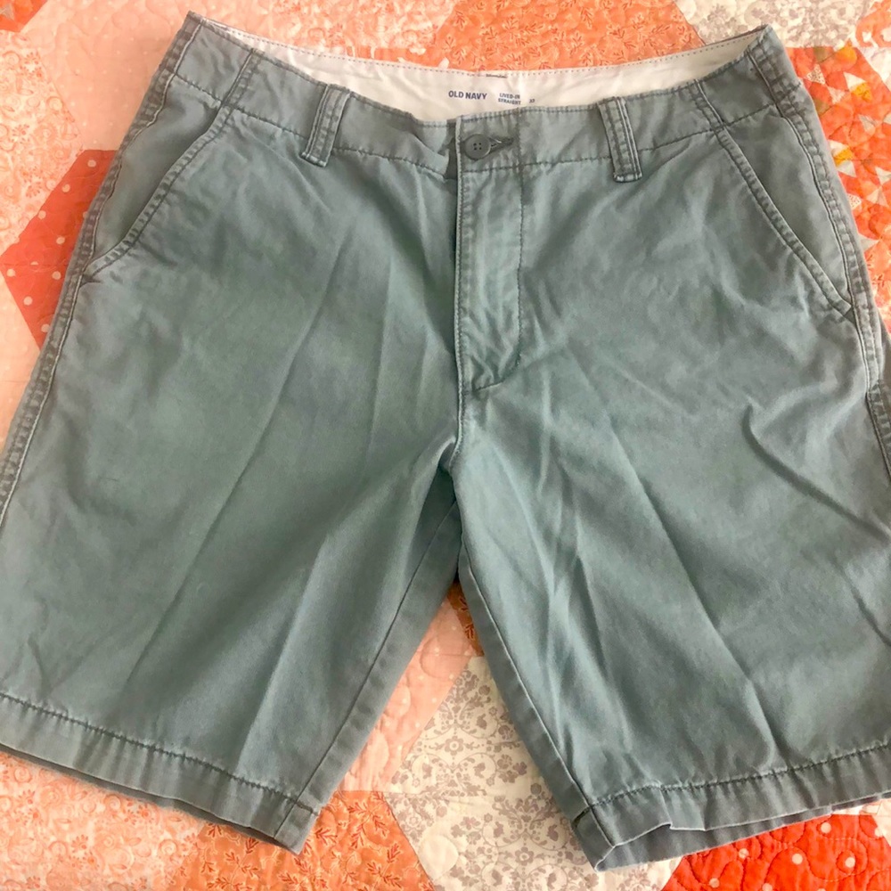 Old Navy. Shorts. Waist 32